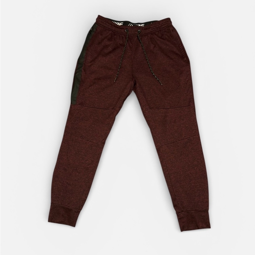 American Eagle 24/7 Tech Joggers Mens Medium Burgundy Performance Athletic Pants